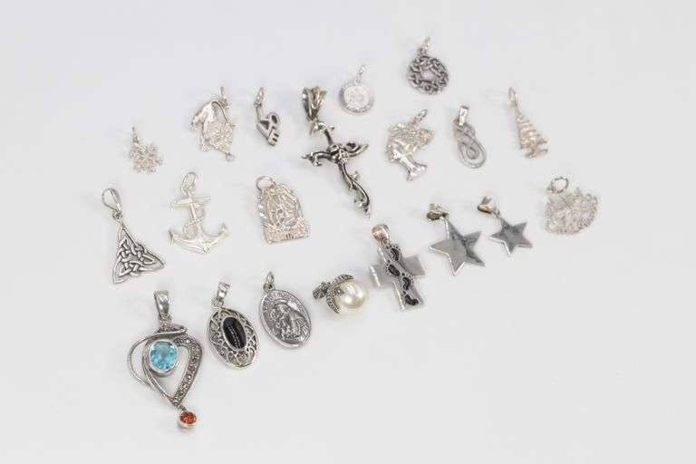 Sterling Silver Pendant Assortment Various Sizes & Styles (20 Pendant Lot)