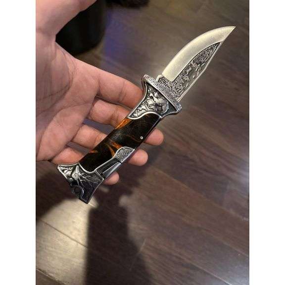 Folding Pocket Knife with Engraved Handle and Lock