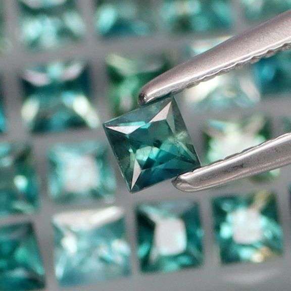 Stunning! 2.58ct set of blue green Australian Sapphires! Heated only!