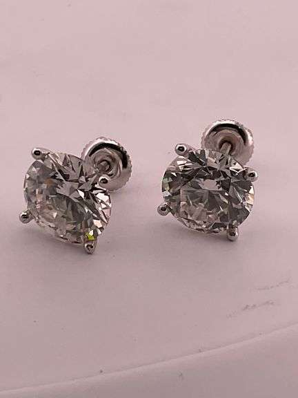 BRAND NEW 4.00 CARATS LAB GROWN DIAMOND STUDS. 14K WHITE GOLD