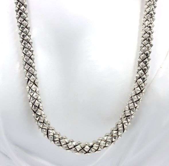 Lagos Caviar beaded chain necklace
