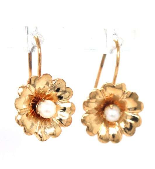 14kt Yellow gold pearl flower drop earrings