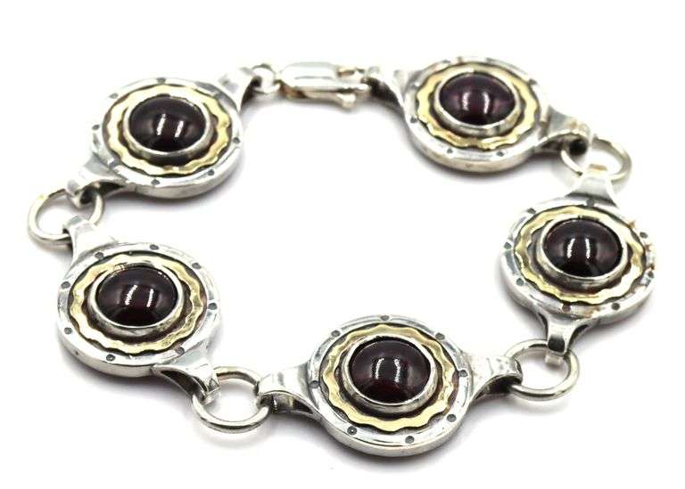 925 Sterling silver Garnet Cab 2 tone bracelet