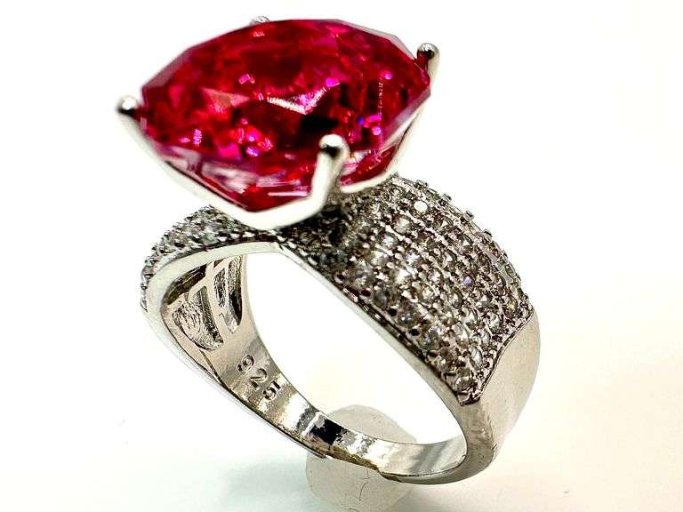 Beautiful 14 Kt White Gold Plate 5 Ct Simulated Red Ruby Rose Cut Ring