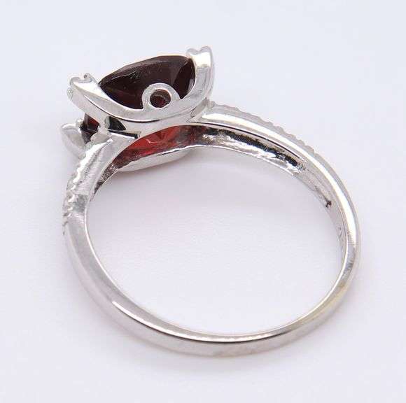 14kt White Gold Garnet and Diamond Ring