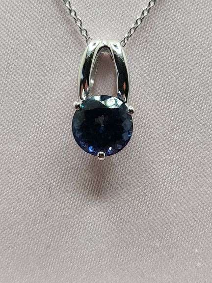 Magnificent Tanzanite Pendent in Silver – GGA Certified, size:18