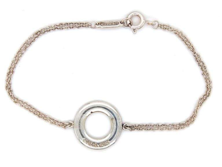 Tiffany & Co circle bracelet in 925 sterling silver