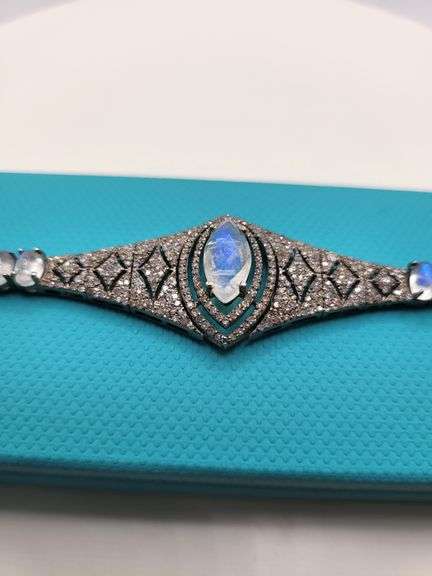 Charming art deco Moonstone and diamond Bracelet