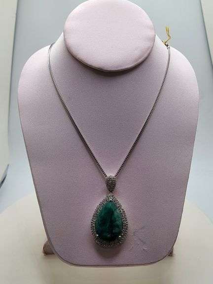 Magnificent Emerald and diamond in Silver Necklace– GLA Certified