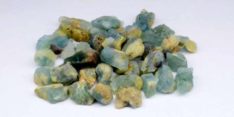 Heavy! 100.31ct uncut, untreated Grandidierite set!