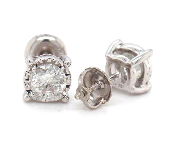 10kt White gold 1ctw diamond stud earrings