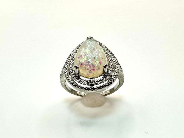 Amazing 4.5 Ct Simulated Color Play Rainbow Opal Ring