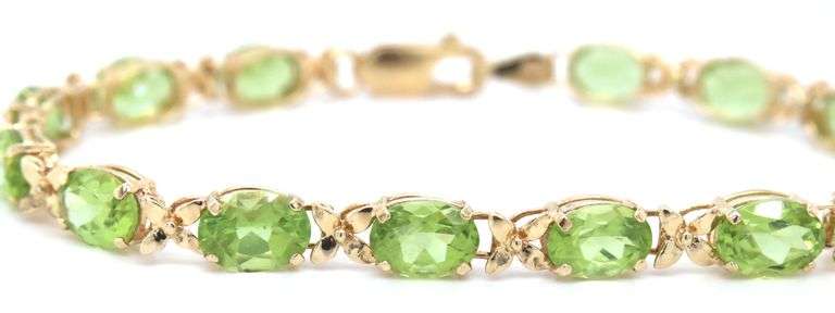 14kt Yellow gold oval Peridot bracelet