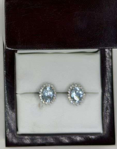 Very Fine Aquamarine & Diamond Earrings in 14kt White Gold | 2Cttw