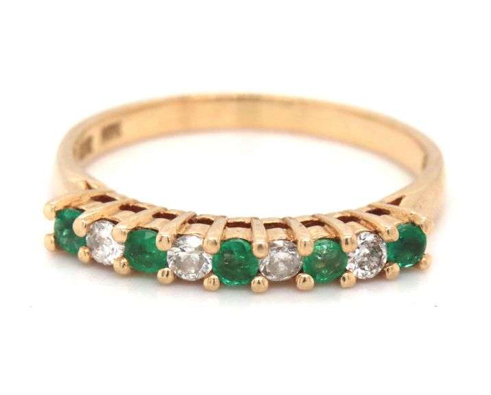 14kt Yellow gold round brilliant cut emerald and diamond band