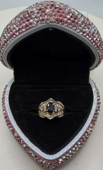 14kt Yellow Gold Oval Blue Sapphire and 1.20ctw Baguette Diamond Ring