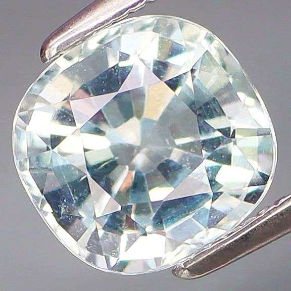 Extremely rare 1.72ct unheated Achroite Tourmaline!