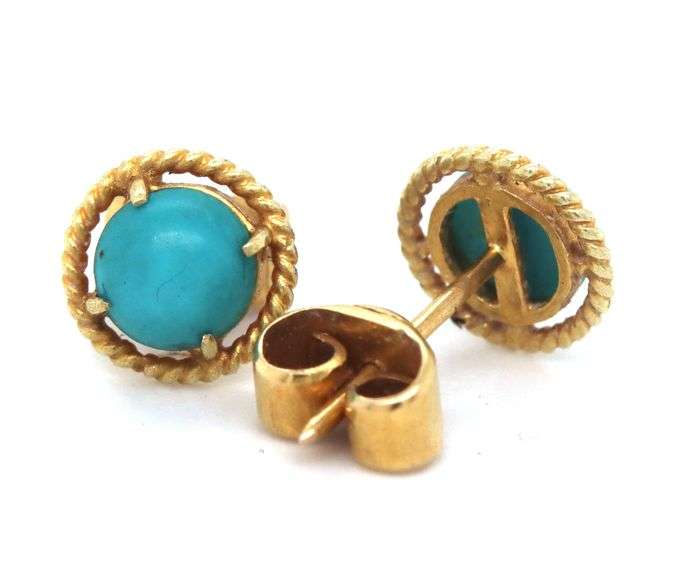 14kt Yellow gold Turquoise stud earrings
