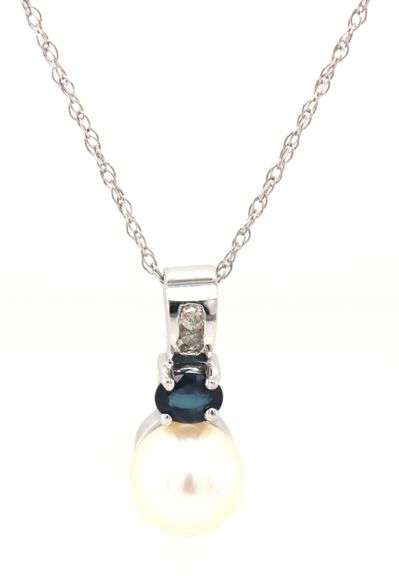 14kt White gold 7mm pearl, sapphire and diamond pendant on chain
