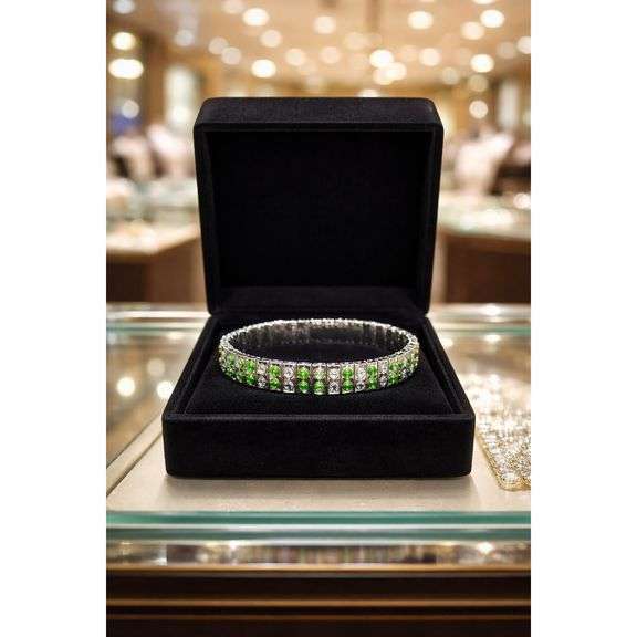 Peridot Crystal Expandable Bracelet
