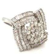 10kt White gold 2.65ctw round and baguette diamond cluster ring