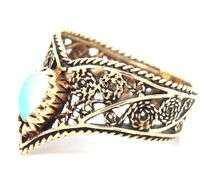 Nice 14K YG Filigree V Ring with Pear Shaped Opal