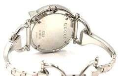 Gucci Chiodo quartz grey dial watch