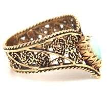 Nice 14K YG Filigree V Ring with Pear Shaped Opal