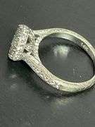 CERTIFIED AMAZING 14K WHITE GOLD AND DIAMOND RING