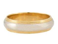 Gents Tiffany & Co. 6.0MM Milgrain Two Tone Wedding Band Ring in 18K and Platinum
