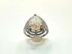 4.5 Ct Simulated Color Play Welo Opal Ring