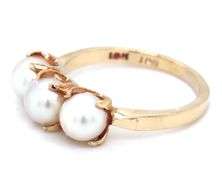 10kt Yellow gold 6mm white fresh-water pearl 3 stone ring