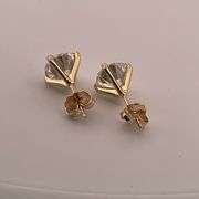 BRAND NEW 2.60 CARATS LAB GROWN DIAMOND STUDS. 14K YELLOW GOLD
