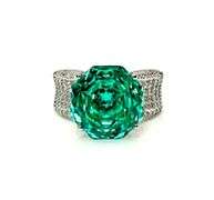 Stunning 14 kt White Gold Plate 5 Ct Rose Cut Simulated Emerald Ring