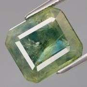 Very big 5.88ct tri-color Sapphire