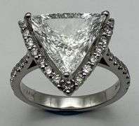 14K White Gold Trillion Cut Diamond Ring of 2.88ct