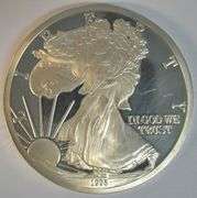 Lovely Large Cameo Prooflike One Troy Pound pure .999 Fine Silver Medallion