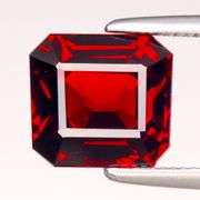 Premium quality 2.10ct VVS grade Spessartite Garnet