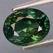 Heated only! VS clarity! Collectors 2.15ct hunter green Sapphire!