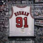 Autographed Dennis Rodman Chicago Basketball Jersey with COA