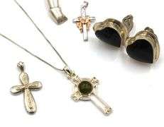 Group lot of vintage 925 sterling silver jewelry