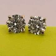 BRAND NEW 2.60 CARATS LAB GROWN DIAMOND STUDS. 14K YELLOW GOLD