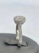 CERTIFIED AMAZING 14K WHITE GOLD AND DIAMOND RING