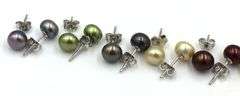 7 Pair of multi color pearl stud earrings in 925 sterling silver