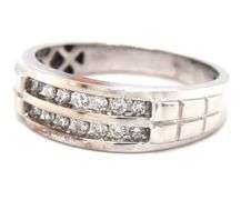 14kt White gold 0.25ctw 2 row diamond band