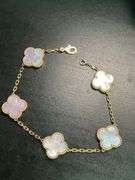 CERTIFIED BRAND NEW 18K YELLOW GOLD CLOVER LEAF BRACELET