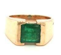 14kt Yellow gold 1.20ctw emerald half bezel ring