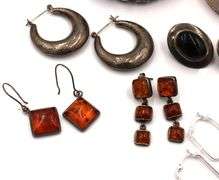 Heavy group lot of vintage 925 sterling silver miscellaneous jewelry