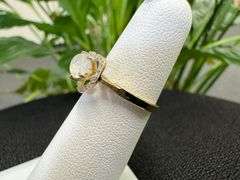 10k Yellow Gold Natural Moonstone Gemstone Ring w/ Heart White CZ Halo Size 4