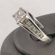CERTIFIED LADIES 14K WHITE GOLD AND DIAMOND RING
